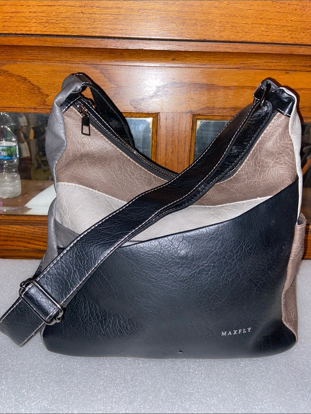 MAXFLY Colorblock Crossbody Bag in Black, Taupe & Cream